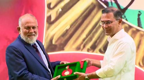 গবেষণায় অসামান্য অবদান রাখায় স্বাধীনতা পুরস্কার পেলেন অধ্যাপক এম এ রহিম
