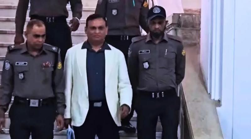 মাননীয় আদালত, আমি বরখাস্ত নই : ট্রাইব্যুনালে জিয়াউল