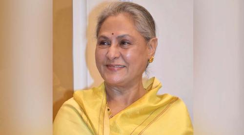 বলিউডের এমন এক গায়ক, যার গান শুনেই মুগ্ধ হয়ে ১০০ টাকা দিয়েছিলেন জয়া