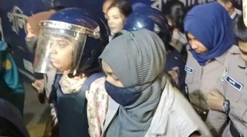 হাদি হত্যা মামলা: ফয়সালের স্ত্রীর জামিন নামঞ্জুর