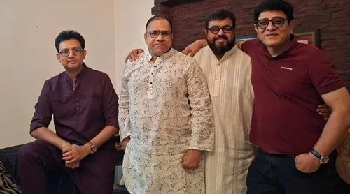 হঠাৎ মিশা সওদাগরের বাসায় নব্বই দশকের তিন নায়ক