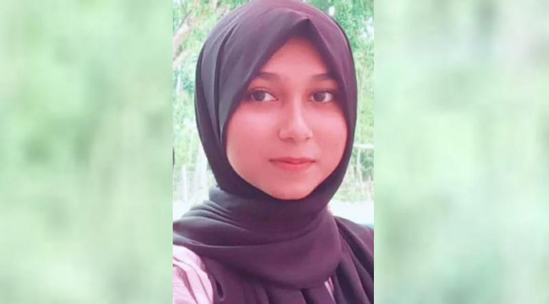 বাবার মরদেহ বাড়িতে রেখে পরীক্ষা দেয়া সেই ঋতু পেল জিপিএ-৫