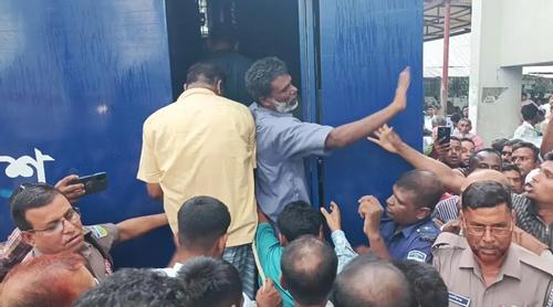 জামালপুরে চাচা-ভাতিজা হত্যা মামলায় ৭ জনের মৃত্যুদণ্ড