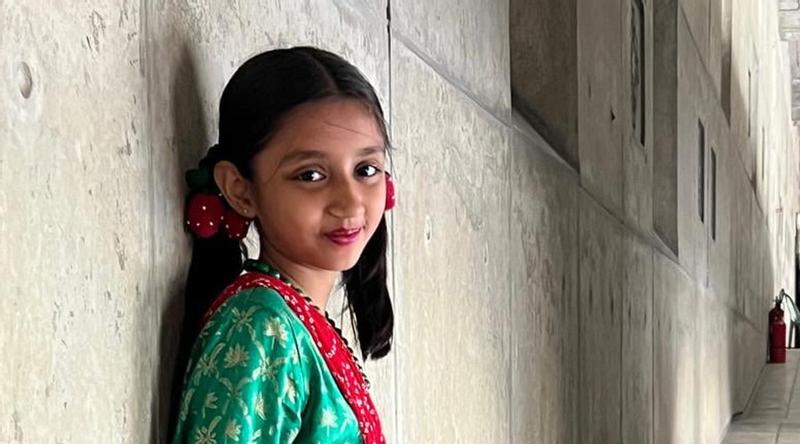 বড়দের নিয়ে সুর তুলেছে শিশুশিল্পী মৃন্ময়ী মেঘা