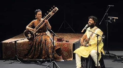 প্লেব্যাক ছাড়ার ঘোষণার পর প্রথমবার মঞ্চে অরিজিৎ সিং!