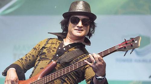 আজ ব্যান্ড তারকা শাফিন আহমেদের জন্মদিন