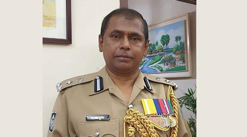 সাবেক ডিআইজি নাজমুল আলমের দেশত্যাগে নিষেধাজ্ঞা