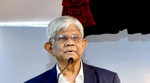 ১০ প্রতিষ্ঠানকে পুঁজিবাজারে আনতে বৈঠকে বসছেন অর্থ উপদেষ্টা