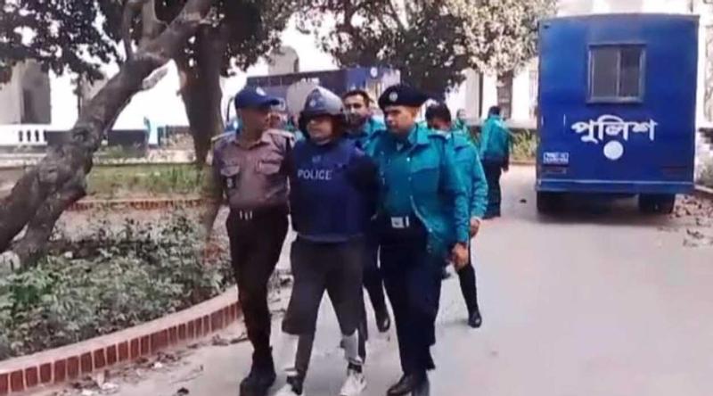 ‘আমরা ইন্টারনেট বন্ধ করিনি’ বক্তব্যের ভিডিও মনোযোগ দিয়ে দেখলেন পলক
