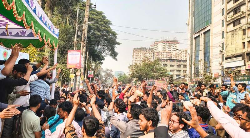 ঢাকা সেন্ট্রাল ইউনিভার্সিটির অধ্যাদেশ অনুমোদন, উচ্ছ্বসিত শিক্ষার্থীরা