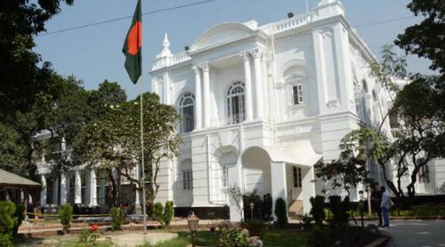 শাহবাগ থানার সাবেক ওসিসহ ট্রাইব্যুনালে হাজির ৪ আসামি, রায় আজ