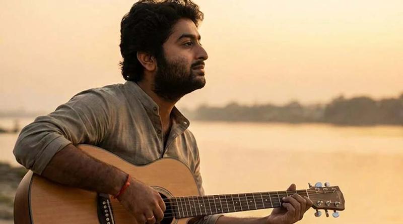 প্লেব্যাক ছাড়ার ঘোষণার পর রাতভর বাড়ি ফেরেননি অরিজিৎ সিং!