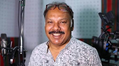 সুস্থ হয়ে বাড়ি ফিরলেন গীতিকার মিল্টন খন্দকার
