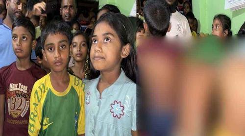 নওগাঁয় আর্জেন্টিনাকে নিয়ে ব্যঙ্গ করায় ১৭ শিক্ষার্থীকে পেটালেন শিক্ষক