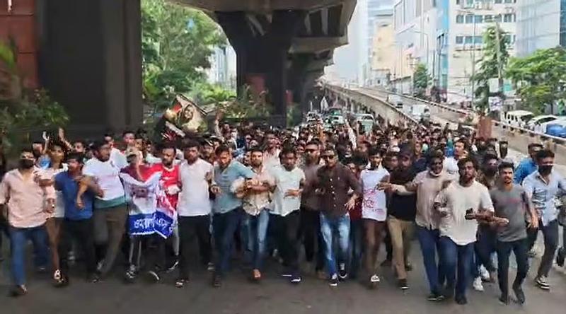চট্টগ্রামে আবারও ‘শতাধিক’ নেতা-কর্মী নিয়ে নিষিদ্ধ ছাত্রলীগের ঝটিকা মিছিল