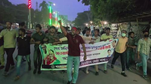 ঝিনাইদহে নিষিদ্ধ ছাত্রলীগের ঝটিকা মিছিল