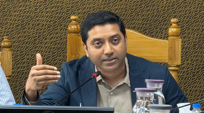 প্রাথমিকে আসছে নতুন কারিকুলাম, দক্ষ শিক্ষক বাড়াতে গুরুত্ব প্রতিমন্ত্রীর