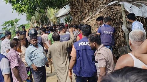 চর দখল নিয়ে মেঘনা-তিতাসের সংঘর্ষে আহত ৩০