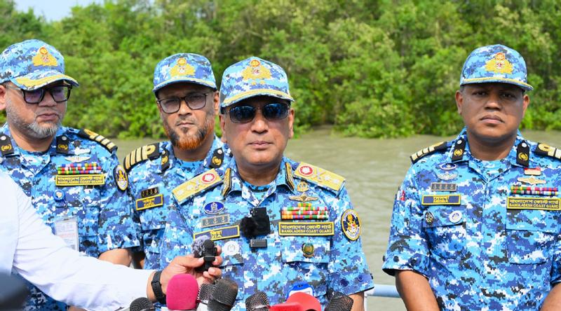 সুন্দরবনে দস্যুতা দমন ও উপকূলীয় নিরাপত্তায় কোস্ট গার্ডের কঠোর অবস্থান