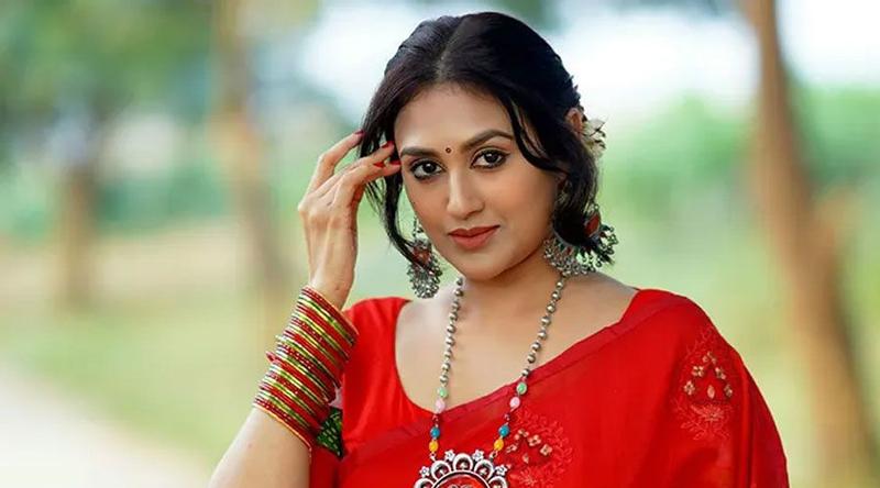 কুসুম সিকদারের কণ্ঠে কাজী নজরুলের গান