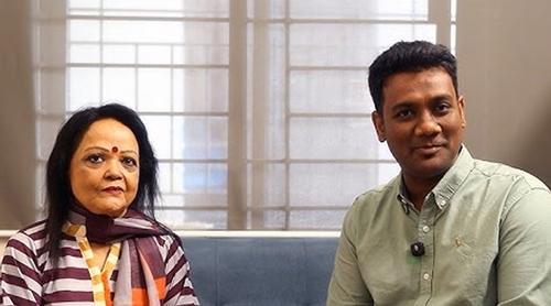সাবিনা ইয়াসমিনের সঙ্গে গাইলেন মোমিন বিশ্বাস