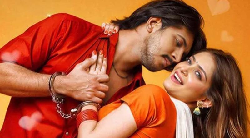 সিনেমার গানকে ছাপিয়ে গেল ‘গোলাপী’ নাটকের গান