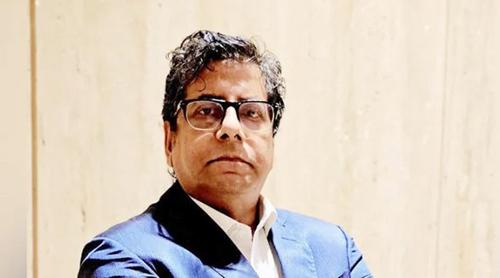 ইউনূসের দুঃশাসনের সময় তারা কোথায় ছিলেন, প্রশ্ন আনিস আলমগীরের