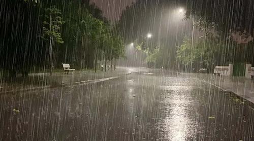রাতে দেশের ৩ অঞ্চলে বৃষ্টি বা বজ্রসহ বৃষ্টির আশঙ্কা
