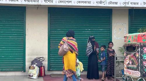 রাজশাহীতে সব ধরনের বাস চলাচল বন্ধ