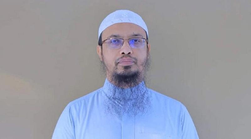 কোরবানির হাটে গান বাজানো নিয়ে কী বললেন শায়খ আহমাদুল্লাহ?