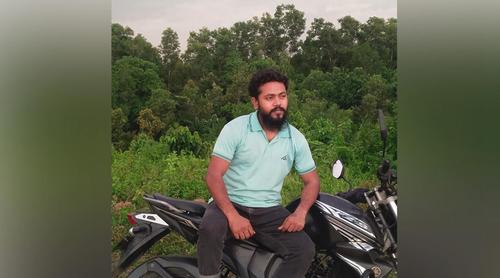 স্বরাষ্ট্রমন্ত্রীর মেয়েকে নিয়ে ফেসবুকে কুরুচিপূর্ণ মন্তব্য, আটক যুবক