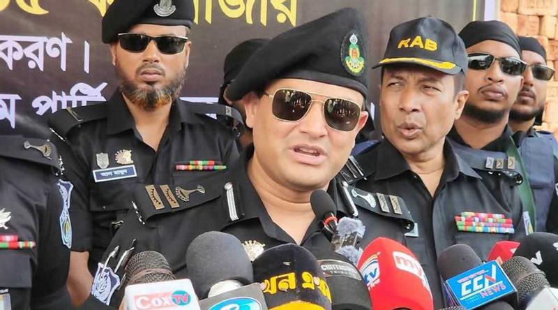 কক্সবাজারে পশুর হাটে জাল টাকা-ছিনতাই ঠেকাতে র‍্যাবের কড়া অবস্থান