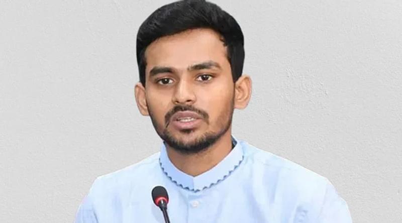 এমপিকে পদত্যাগের নির্দেশ, সরকারের পদক্ষেপকে ‘গুড সাইন’ বললেন আসিফ মাহমুদ