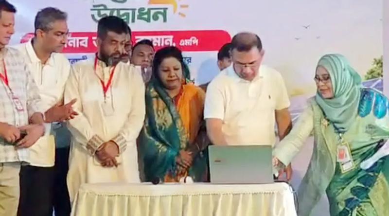 দেশের প্রথম সৌরবিদ্যুৎ প্রকল্পের উদ্বোধন করলেন প্রধানমন্ত্রী