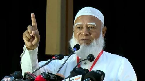 দু-একটি অঘটনের কারণে আলেম সমাজকে অপরাধীর কাঠগড়ায় দাঁড় করানো হয়