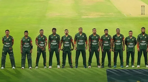 রবি বোপারার ঝড়ে ইংল্যান্ডের কাছে হারল বাংলাদেশ চ্যাম্পিয়ন্স