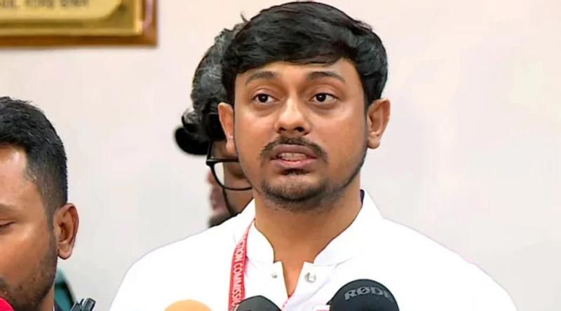 ‘পিপীলিকার পাখা গজায় মরিবার তরে’, বিএনপিকে ইঙ্গিত করে নাসীরুদ্দীন পাটওয়ারী