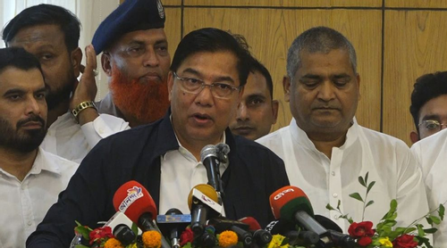 ডিসেম্বরে শেখ হাসিনার দেশে ফেরার কথা হাস্যকর: বিমানমন্ত্রী