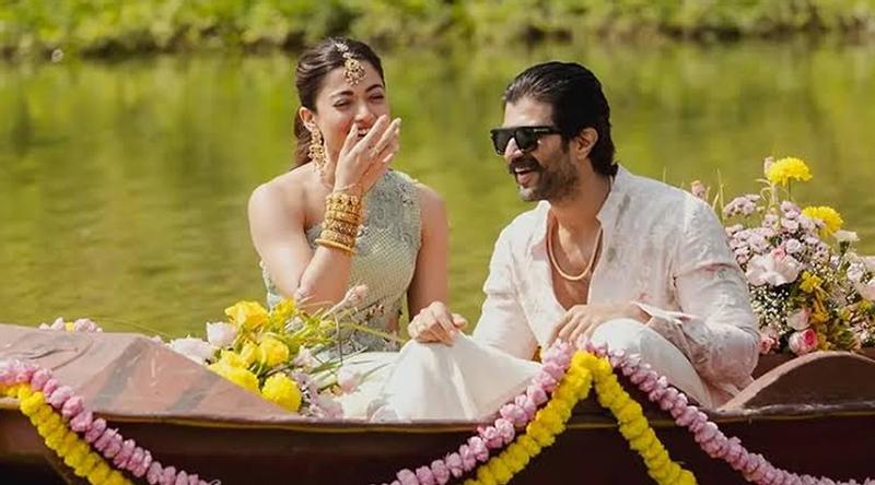 পছন্দের আংটি না মেলায় ইতালিতে বিয়ের প্রস্তাব দেননি বিজয়