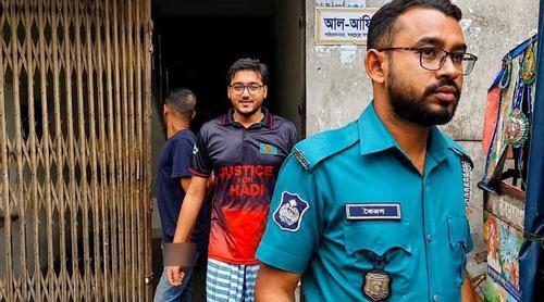 ফেসবুকে প্রধানমন্ত্রীকে কটূক্তি, সন্ত্রাসবিরোধী মামলায় গ্রেপ্তার সিফাত আব্দুল্লাহ