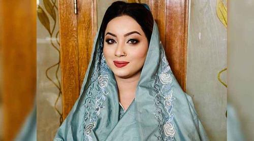 ‘ইচ্ছা থাকলেও পর্দা করা সম্ভব না’, মেঘনা আলমের আক্ষেপ