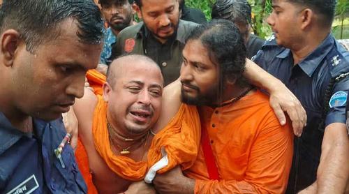 মায়ের শেষকৃত্যে অংশ নিয়ে ফের কারাগারে চিন্ময় কৃষ্ণ দাস