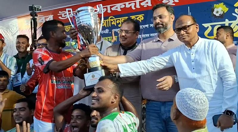 খেলাধুলাকে পেশা হিসেবে প্রতিষ্ঠিত করতে কাজ করছে সরকার: আমিনুল হক