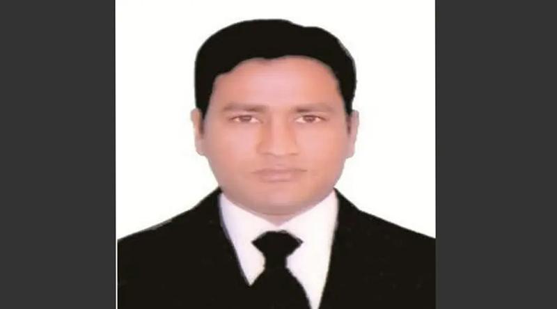 লালবাগে ভাড়া বাসা থেকে আইনজীবীর অর্ধগলিত মরদেহ উদ্ধার