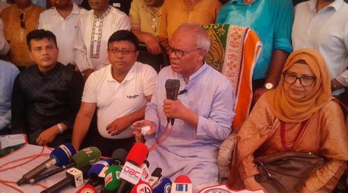 বিএনপি সবসময় অসহায় ও ক্ষতিগ্রস্ত মানুষের পাশে থাকার চেষ্টা করে: রিজভী