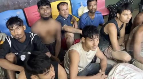 সাগরপথে মালয়েশিয়া পাচারের চেষ্টা, টেকনাফ থেকে নারী-পুরুষসহ উদ্ধার ১৫